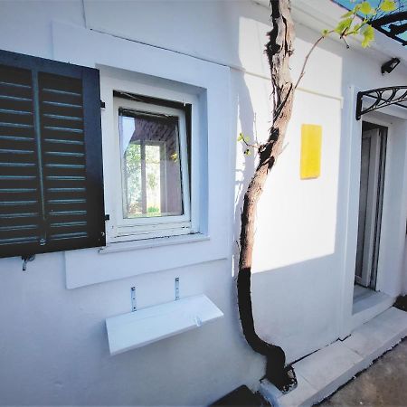 Studio apartment Murter Center Esterno foto