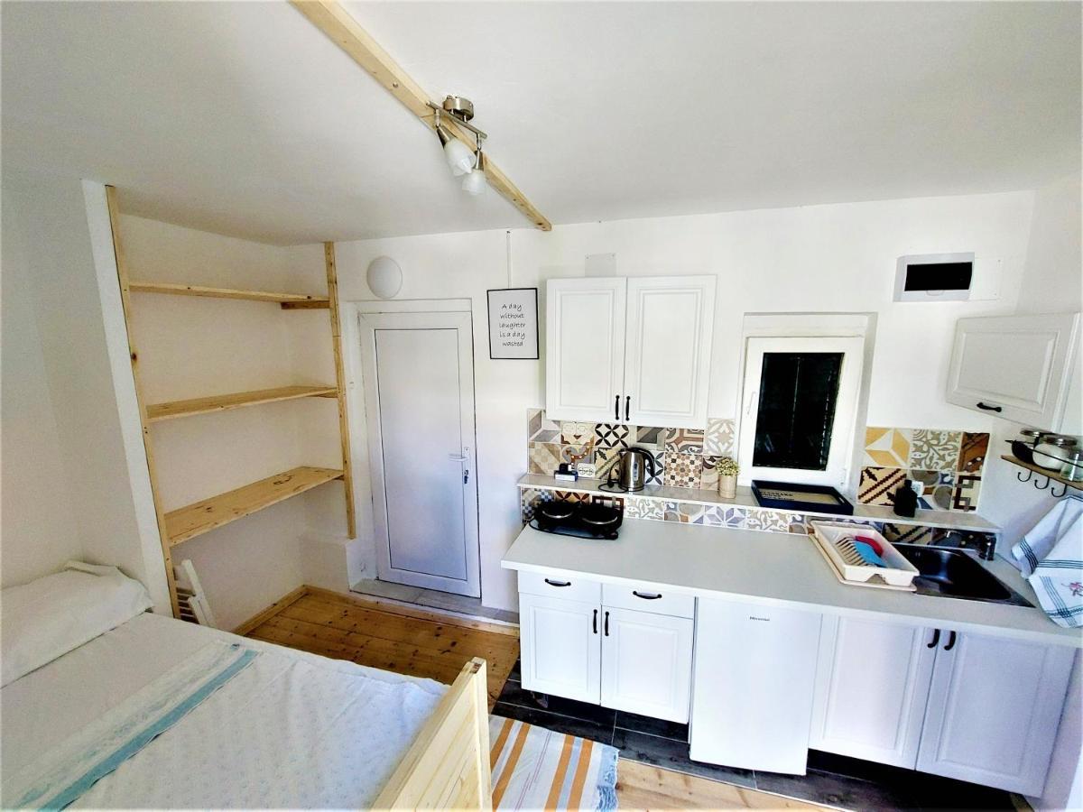 Studio apartment Murter Center Esterno foto